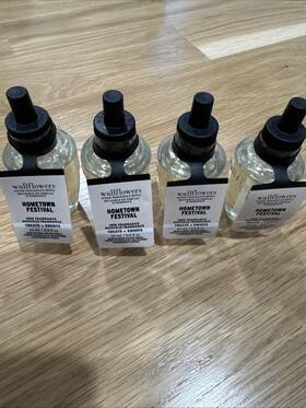 Bath & Body Works 667659316397 4 And Hometown Festival Wallflowers Home Fragrance Refills