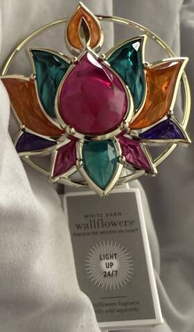 Bath & Body Works 667659327867 Nwt And Diwali Lotus Gem Wallflower Plug-nightlight