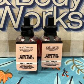 Bath & Body Works 667659329816 2 And Champagne Apple Honey Wallflowers Refill Lot Of Yum