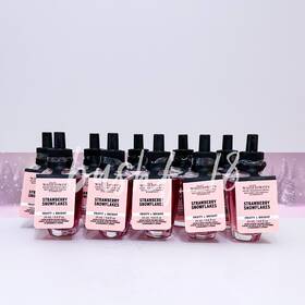 Bath & Body Works 667659334391 And X10 Strawberry Snowflakes Wallflowers Plug In Bulb Refill
