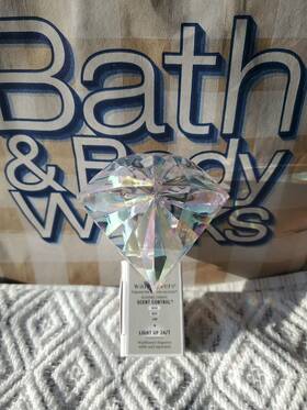 Bath & Body Works 667659356928 New Diamond Wallflower Nightlight Scent Control Plug-in And