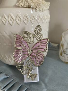 Bath & Body Works 667659357727 And Wallflowers Plug Butterfly Silver Pink Scent Control Lights Up