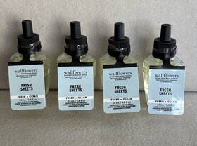 Bath & Body Works 667659358403 4 Pack And Fresh Sheets Wallflowers Fragrance Refill Bulb New