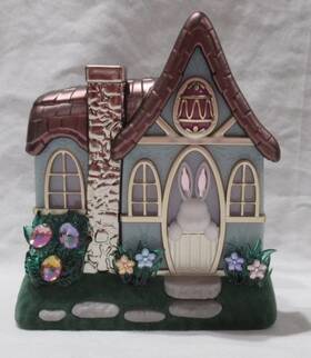 Bath & Body Works 667659360321 And Wallflower Plug Spring Bun Cottage Projector Nightlight
