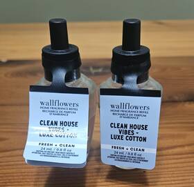 Bath & Body Works 667659377503 2 And Clean House Vibes Luxe Cotton Wallflowers Refills