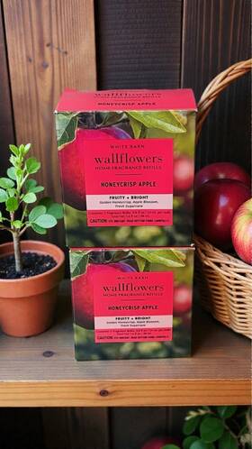 Bath & Body Works 667659391172 4 And Honeycrisp Apple Wallflowers Home Fragrance Refills