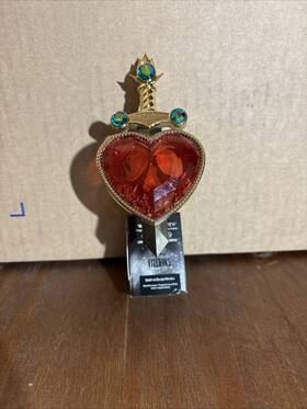 Bath & Body Works 667659391530 And Disney Evil Queen Pierced Heart Wallflowers Scent Control