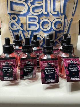Bath & Body Works 667659391684 And Wallflower Refill Bulb Lot Set Of 8 Halloween - Bootown Bakery