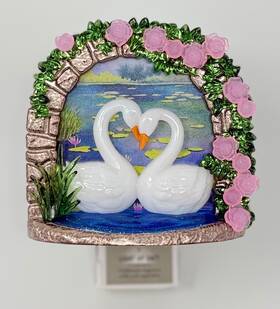 Bath & Body Works 667659432691 And Swan Bridge Night Light Up Wallflower Fragrance Plug In Holder