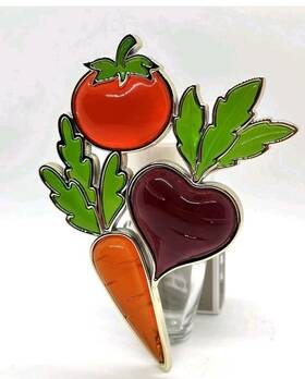 Bath & Body Works 667659450145 And Veggie Garden Beet Light Up Scent Control Wallflower Plug In