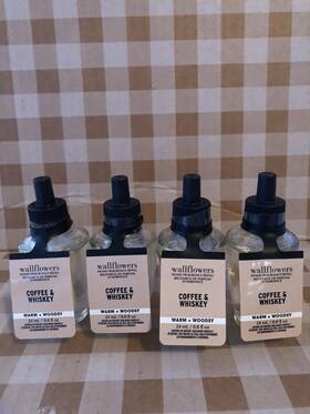 Bath & Body Works 9667659358540 And X4 Coffee Whiskey Wallflower Refill Bulbs