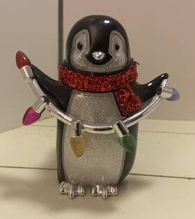 Bbw040 Bath & Body Works Wallflower Fragrance Christmas Penguin Plug In