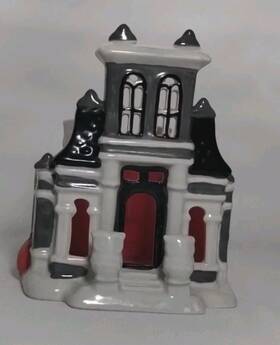 Bathandbodyworks 667536568611 Bath And Body Works Halloween Haunted House Ceramic Candle Soap Holder Decoration