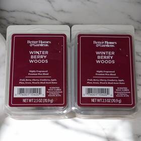 Better Homes & Gardens 076001154004 And 2pc Lot Scented Wax Cubes Melts Winter Berry Woods X2