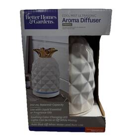 Bh18-060-099-07 Better Homes & Gardens And Fragrance Oil Plug In Diffuser Pineapple Design Gold Top