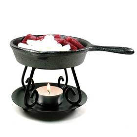 Bright Ideas 876456000976 Wax Melter Cast Iron Skillet With Warmer And Trivet