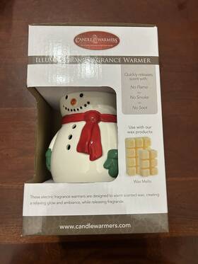 Candle Warmers 833245032754 Frosty Illumination Fragrance Warmer Full Size Snowman Nib