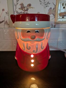 Candle Warmers 833245035861 Santa Claus Christmas Electric Fragrance Lamp Warmer Used