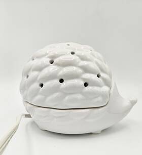 Chesapeake Bay Candle 754870182990 Hedgehog Electric Wax Warmer By