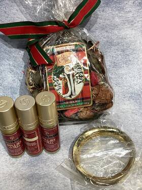 Claire Burke 046936206703 Apple Jack Potpourri Refresher Oil Christmas Memories And Light Ring