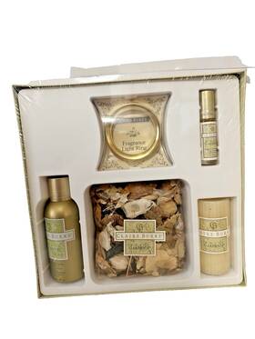 Claire Burke 046936390549 White Gardenia Gift Set Fragrance Spray Candle Potpourri Oil Ring