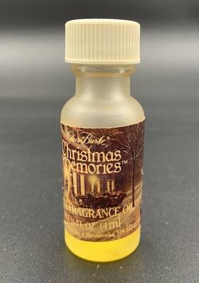 345678 Claire Burke Christmas Memories Home Fragrance Oil .5 Oz Bottle Vtg 1986 Used
