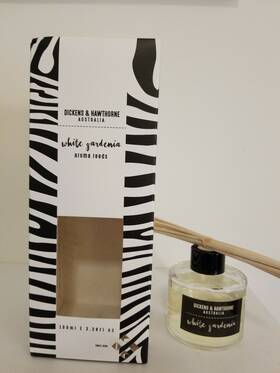 Dickens And Hawthorne 780681473973 Dickens& Gardenia Scented Luxurious Room Reed Diffuser 3.38 Oz New