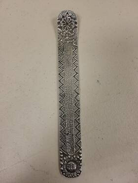 R2018698 Flora Classique Silver Tone Metal Incense Holder Burner Ash Catcher 9.5 Inch Long