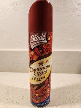 Glade 046500000782 Cinnamon Sticks Potpourri Room Spray Vintage Y2k Approx 50% Full