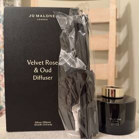 Jo Malone 690251131235 Velvet Rose And Oud Diffuser With Reeds - Size 165ml / 5.6 Oz. New
