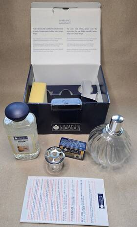 Lampe Berger 127290030115 Clear Swirl Ribbed Glass Fragrance Oil Lamp France Complete In Box