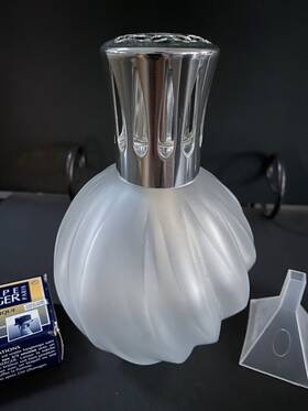 A264 Lampe Berger Swirl Frosted Glass Oil Fragrance Lamp France W Wick Crown Funnel