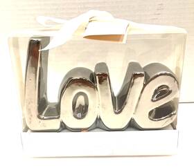 Szfx18-8074-1 Lavender Peony Love Sign Fragranced Ceramic Sachet Gift Home Decor