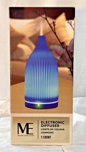 831699 Modern Expressions Nib Electronic Diffuser Lights Up Color Changing Sealed Boxp1