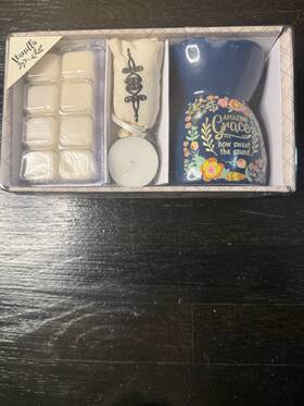 2904899 Mrl Homestyles Vanilla Ceramic Wax Melt Gift Set With Sachet And Tealight Candle