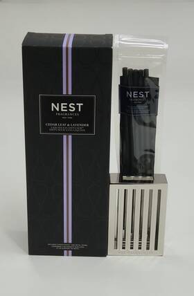 2458039 Nest Fragrances New York Cedar Leaf And Lavend Liquidless Diffuser Metal Vessel Scentsticks