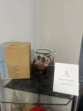 P91102 Partylite Falling Leaves Fragrance Warmer 2011 Metal Acorn Retired