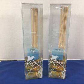 2315723 Pier 1 Imports Vintage Jasmine Fragrance Reed Diffuser Set 4.7 Fl Oz Lot Of 2