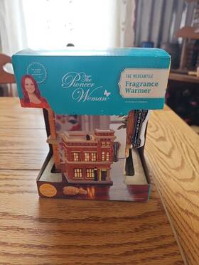Sc-158 Pioneer The Woman Scented Wax Warmer Mercantile With 2 Box