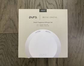 Pura 810180402835 4 Becki Owens Smart Fragrance Diffuser Set With 2 Refills Plug-in