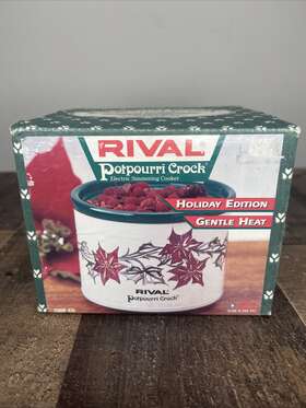 Rival 073056007248 Potpourri Croc - Holiday Edition Gentle Heat Tested And Works