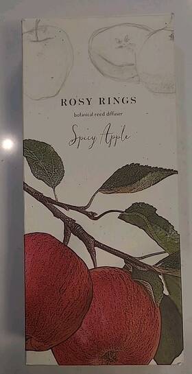 B3-e1 Rosy Rings 684548294178 Spicy Apple Botanical Reed Diffuser 13oz Nos Sealed
