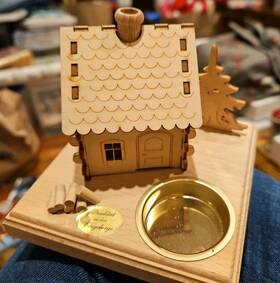 11.5x11.5x10cm Saico Gmbh Seiffen Rh2109 Incense House For 1 Tea Light Lxwxh