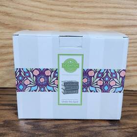 1100-63407 Scentsy Under My Spell Halloween Potion Wax Warmer New In Box Authentic