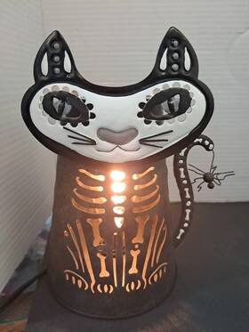 110070146 Scentsy Very Superstitious Black Cat Skeleton Wax Melt Warmer - Spooky