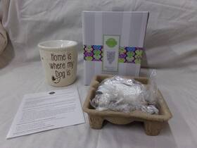 1102-48739 Scentsy Home Is Where My Dog Plug In Warmer New Original Box