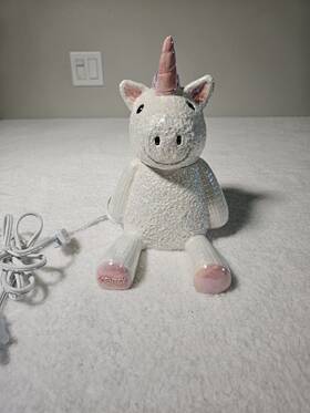1106-48540 Scentsy Warmer Stella The Unicorn Wax