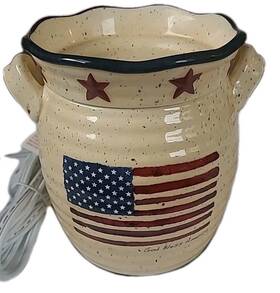 22201 Scentsy God Bless America Full Size Electric Wax Warmer Usa Flag With Bulb Tested