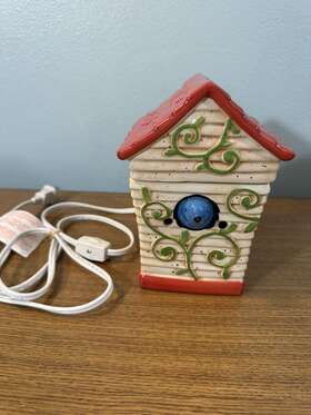 23116 Scentsy Wax Warmer Blue Bird House Retired Discontinued # No Inner Tray