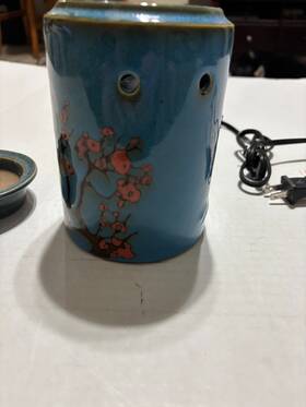 27934 Scentsy Premium Tart Scented Warmer Cherry Tree Blue Red Euc Blossom Asian